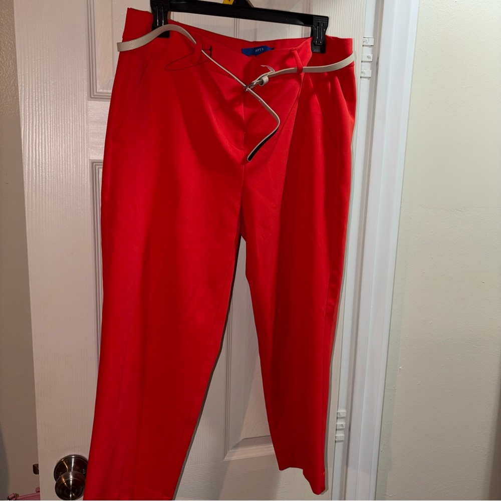 Apt. 9 Vibrant Red belted Dress Pants